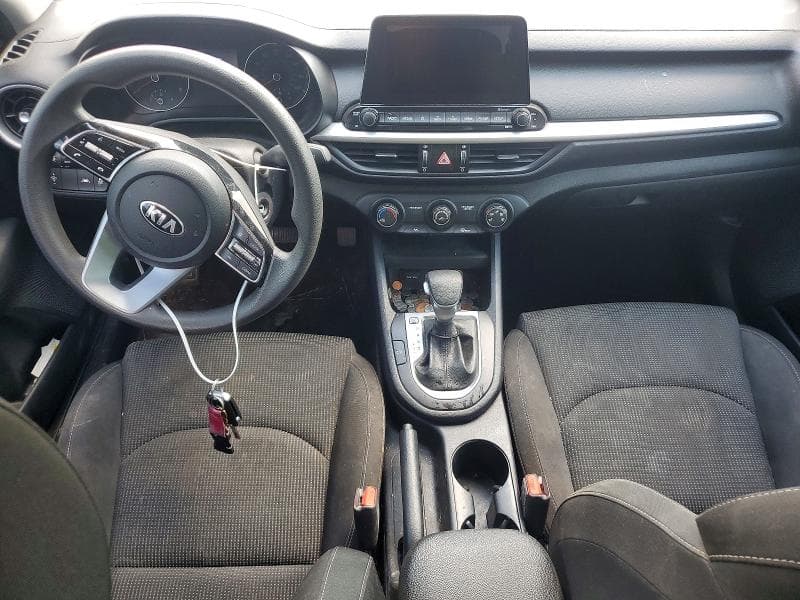 2020 KIA FORTE LXS 8