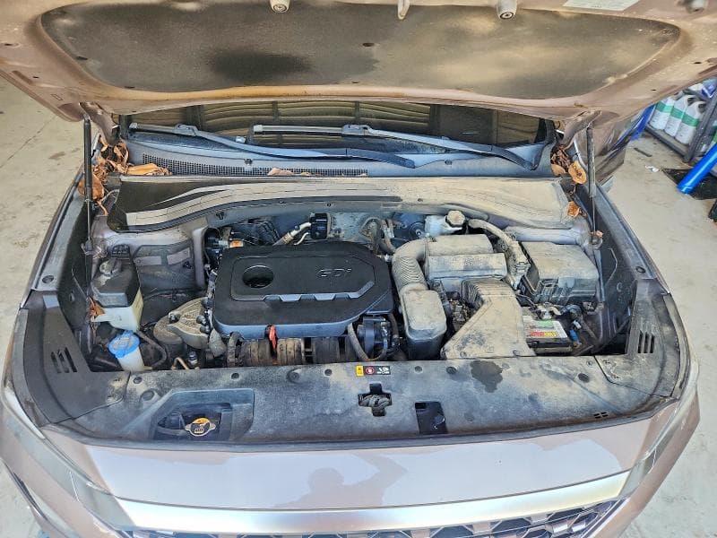 2019 HYUNDAI SANTA FE SE 11