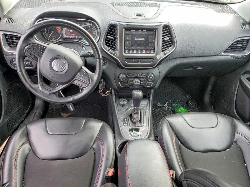 2019 JEEP CHEROKEE TRAILHAWK 8