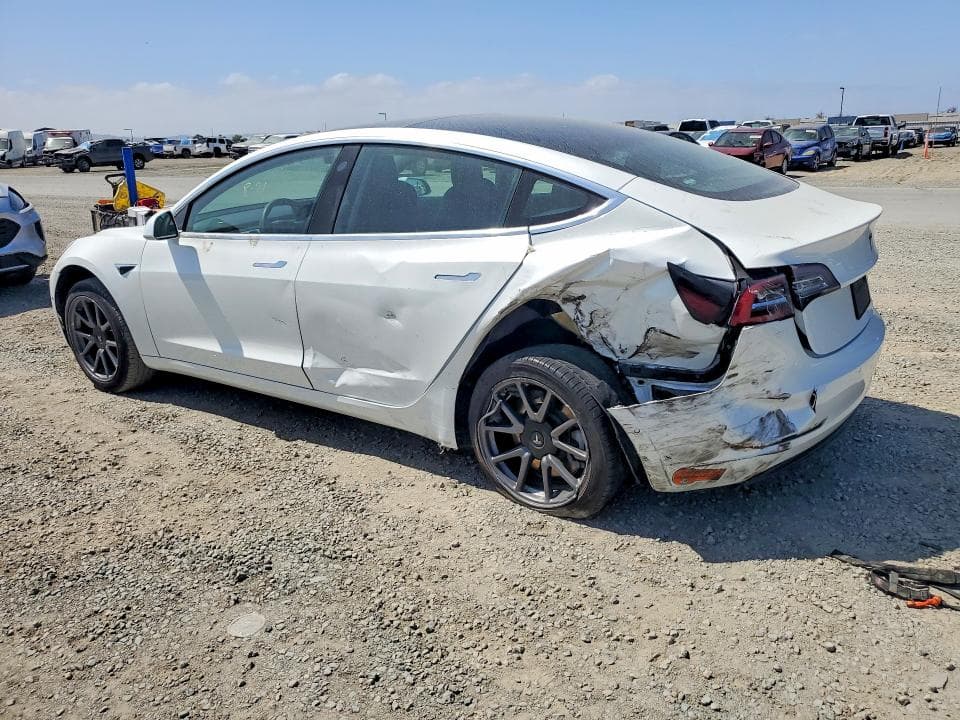 2020 TESLA MODEL 3 2