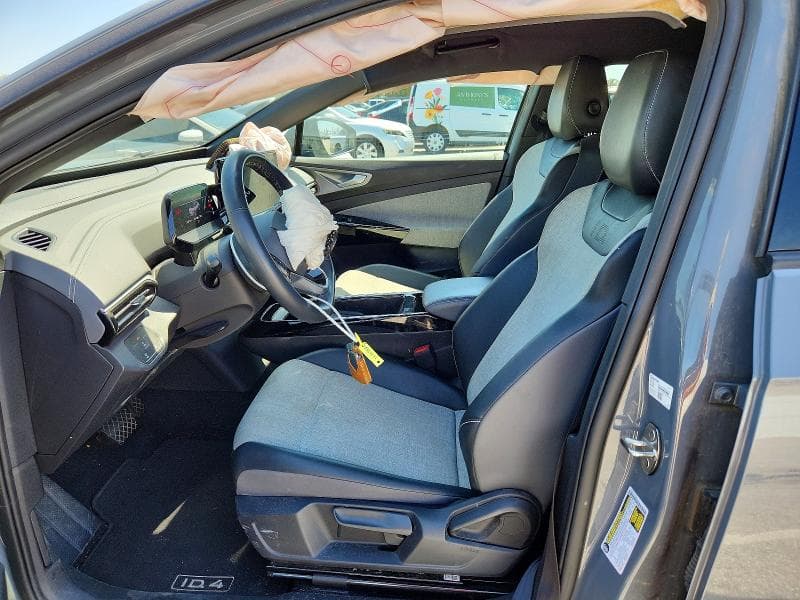 2023 VOLKSWAGEN ID.4 PRO 7
