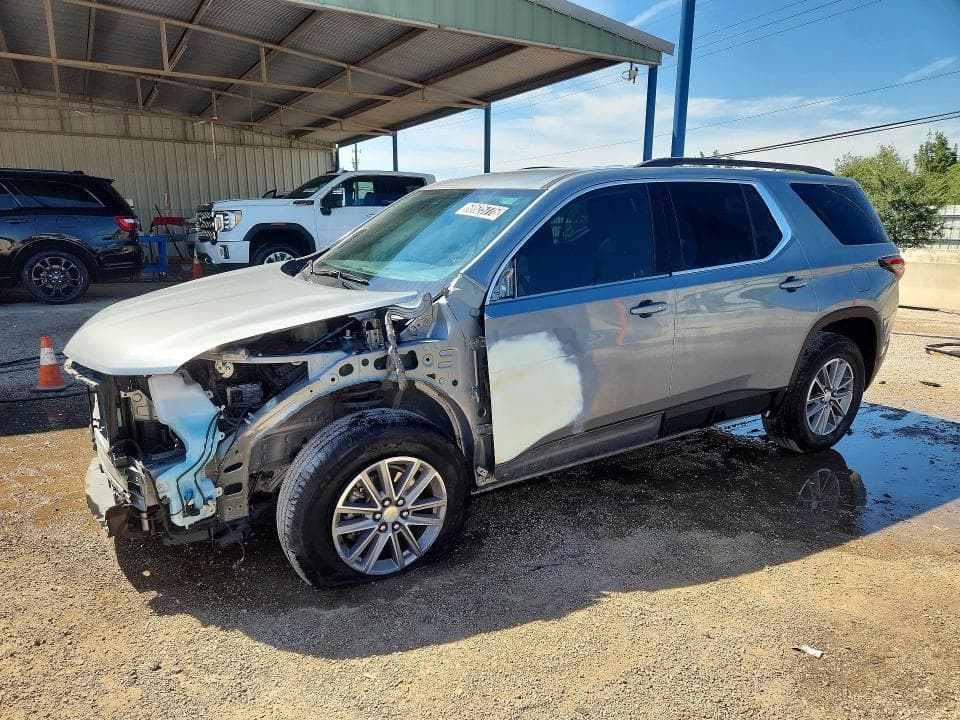 2023 CHEVROLET TRAVERSE LT - 1