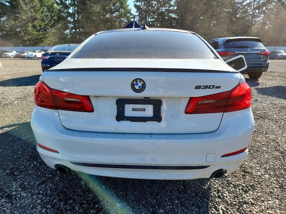 2018 BMW 530XE 6