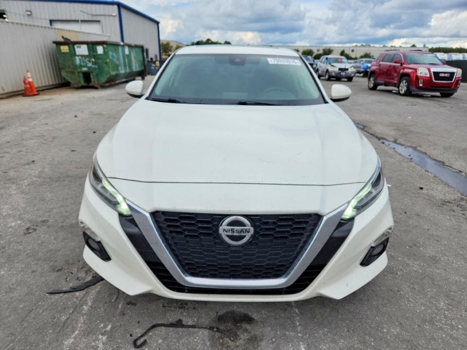 2019 NISSAN ALTIMA SV 5