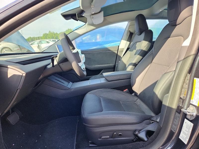 2026 TESLA MODEL 3 7