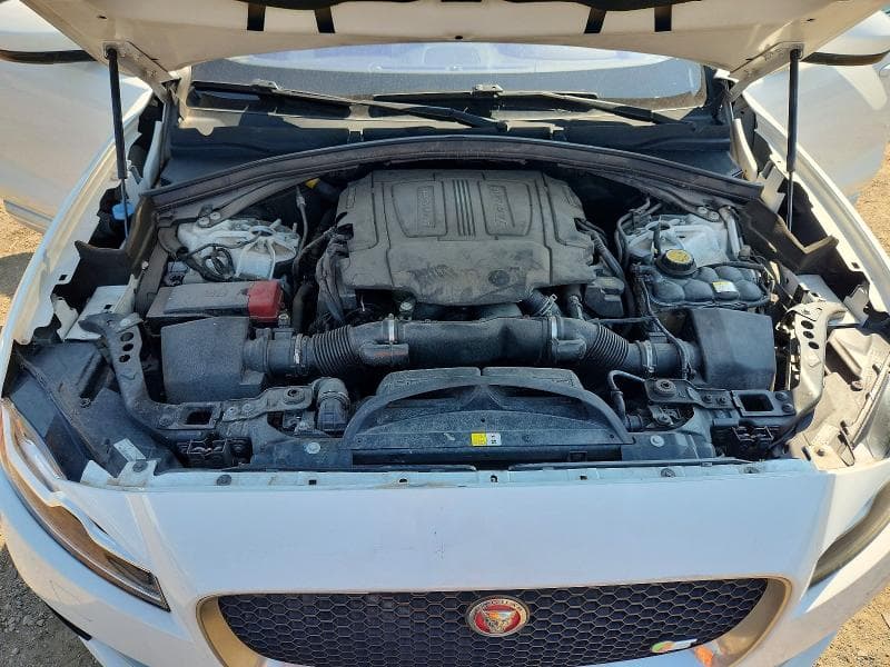 2019 JAGUAR F-PACE S 12