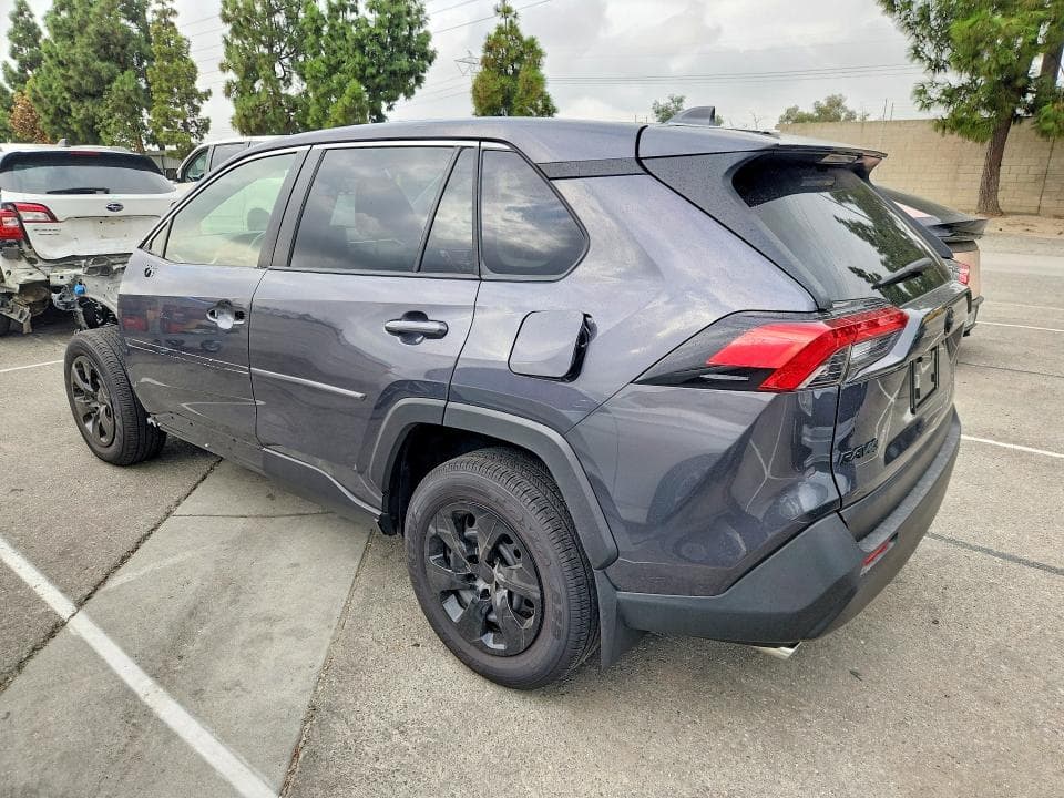 2025 TOYOTA RAV4 LE 2