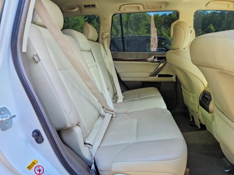 2017 LEXUS GX 460 11