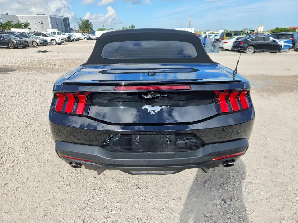 2025 FORD MUSTANG 6