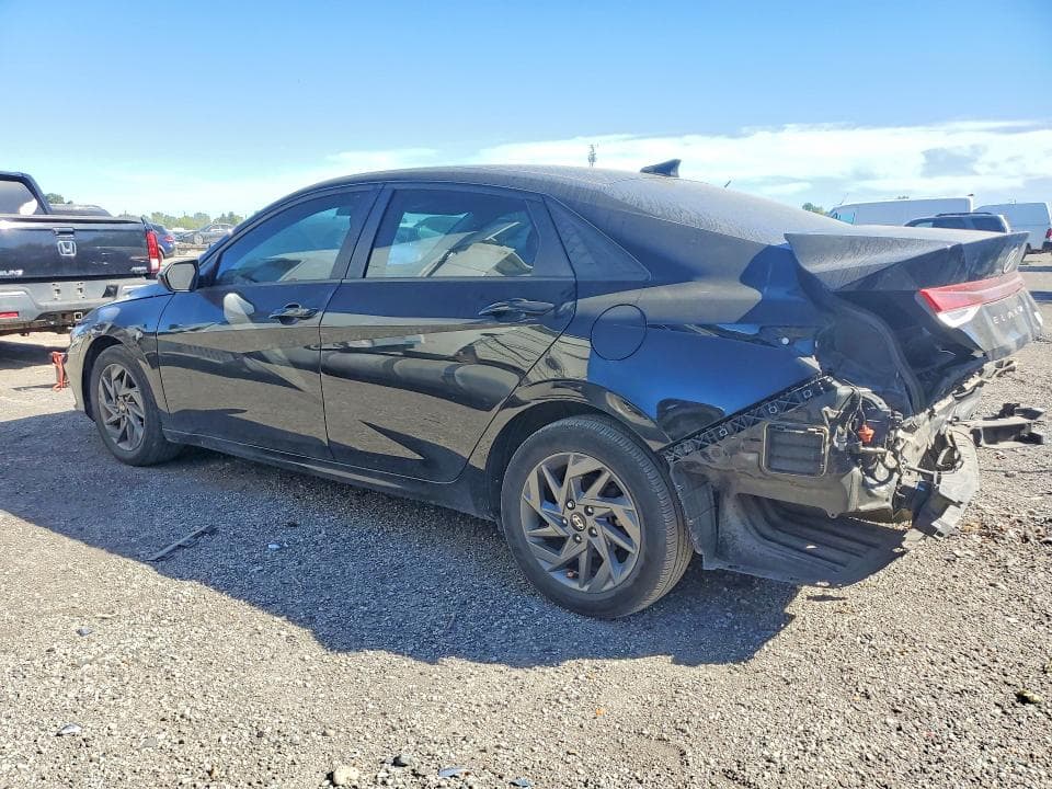 2024 HYUNDAI ELANTRA SEL 2