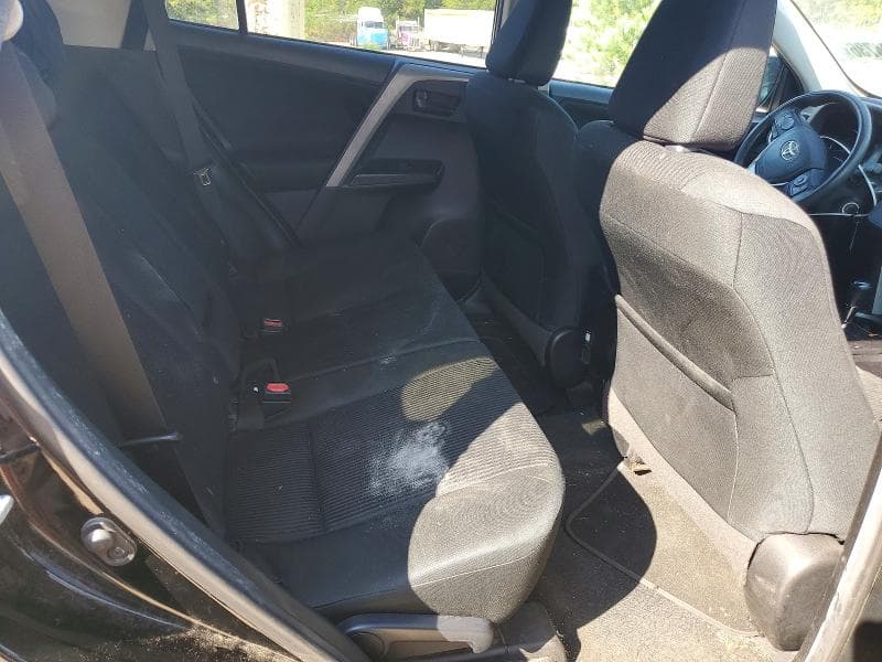 2018 TOYOTA RAV4 LE 10