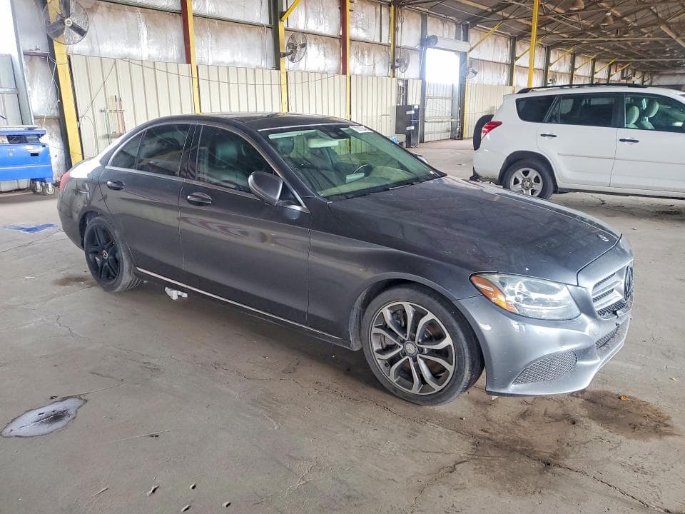 2017 MERCEDES-BENZ C 300 4