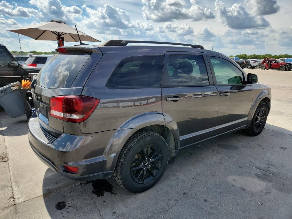 2019 DODGE JOURNEY SE 3