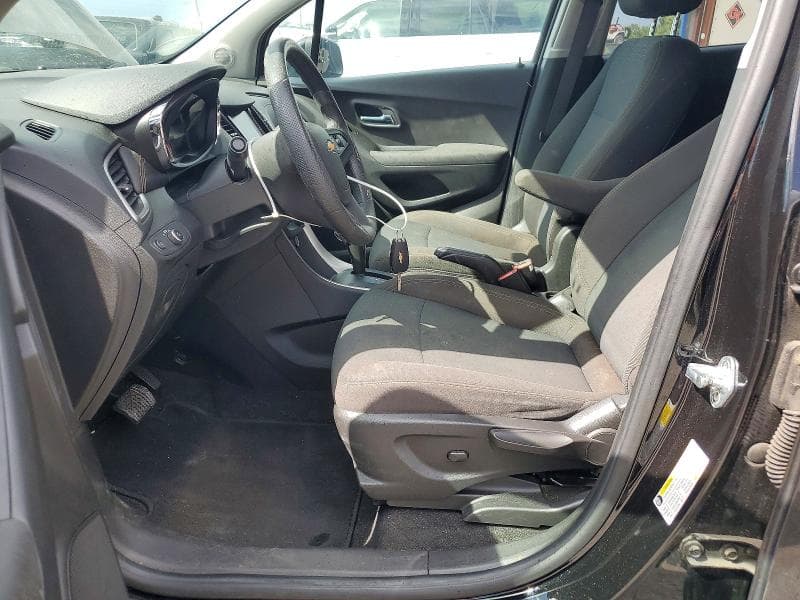 2020 CHEVROLET TRAX LS 7