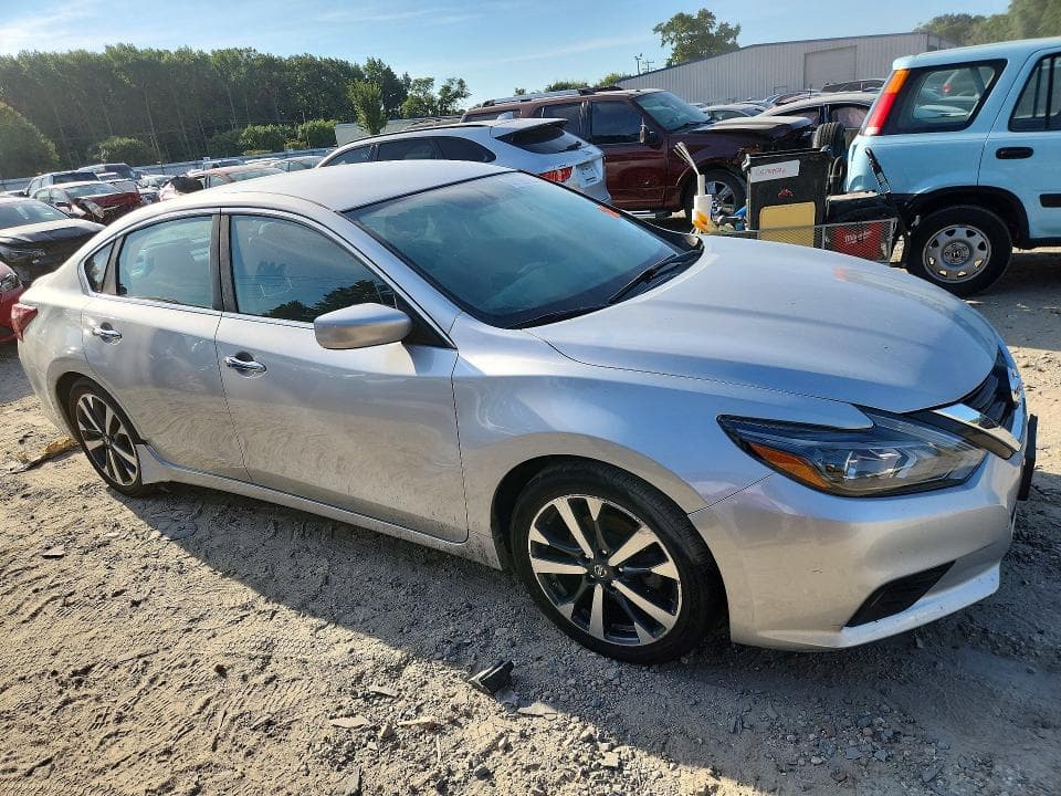 2017 NISSAN ALTIMA 2.5 SR 4