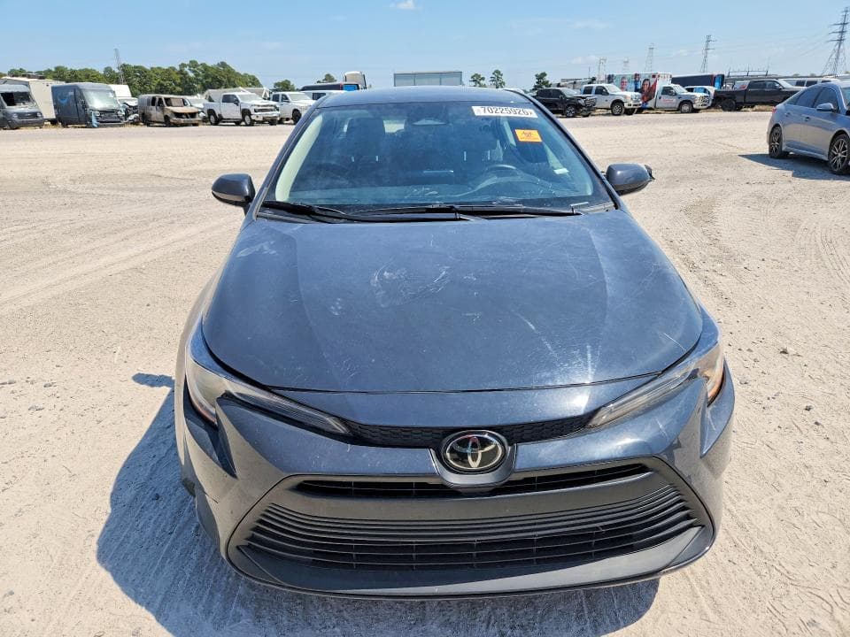 2025 TOYOTA COROLLA LE 5