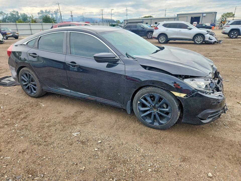 2017 HONDA CIVIC LX 4