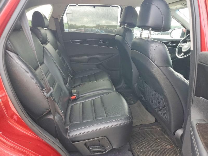 2017 KIA SORENTO EX 11