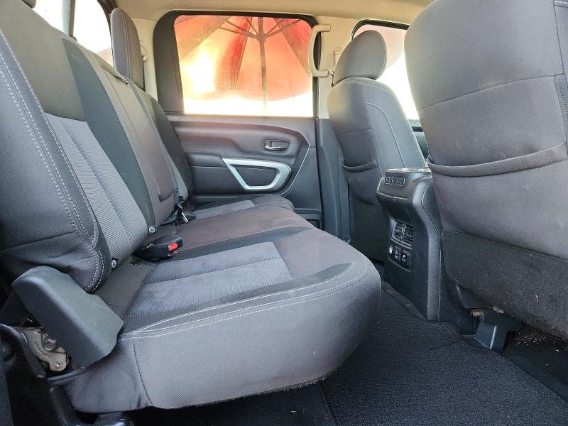 2021 NISSAN TITAN SV 10