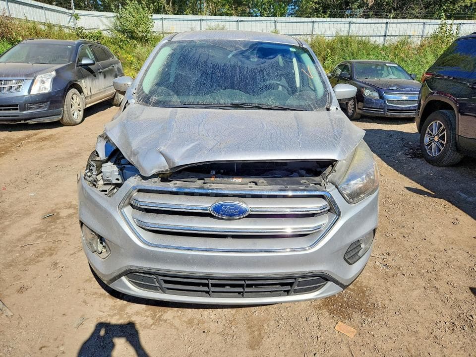 2017 FORD ESCAPE SE 5