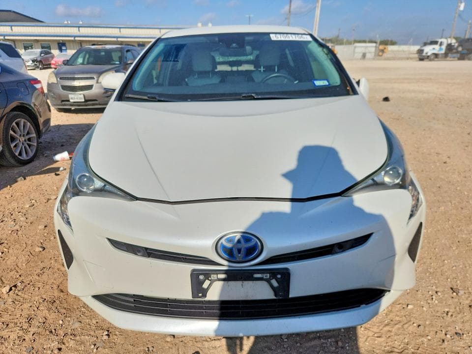 2017 TOYOTA PRIUS FOUR 5