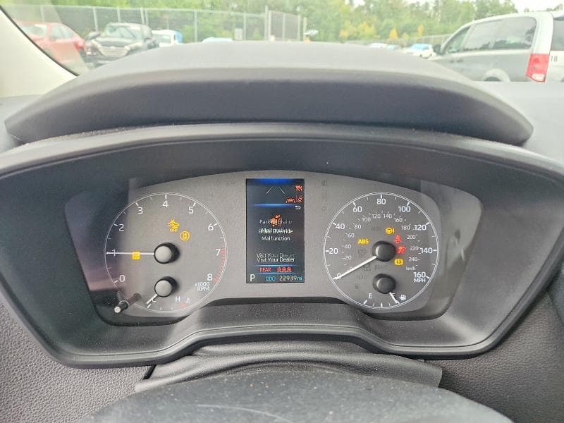 2025 TOYOTA COROLLA LE 9