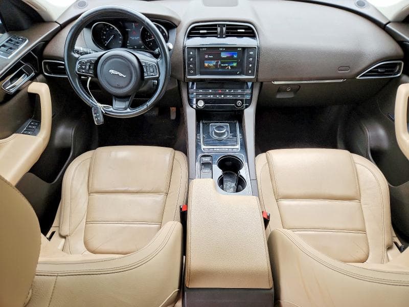 2017 JAGUAR F-PACE PRESTIGE 8