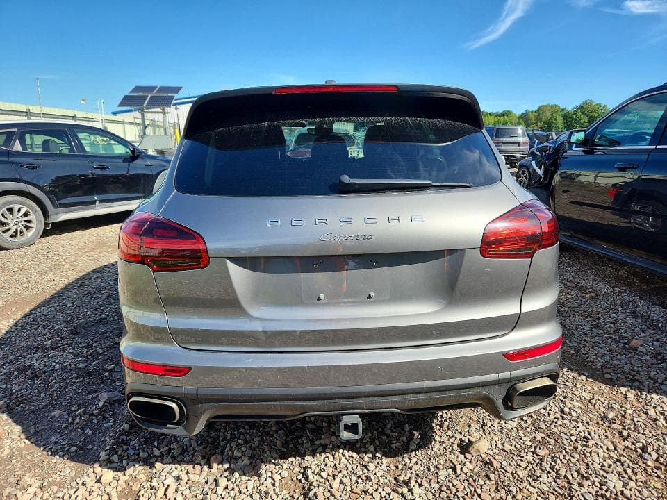 2017 PORSCHE CAYENNE 6