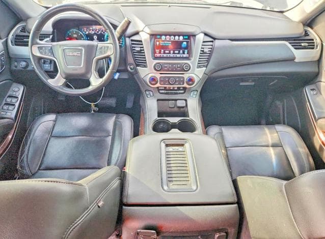 2017 GMC YUKON XL K1500 SLT 8