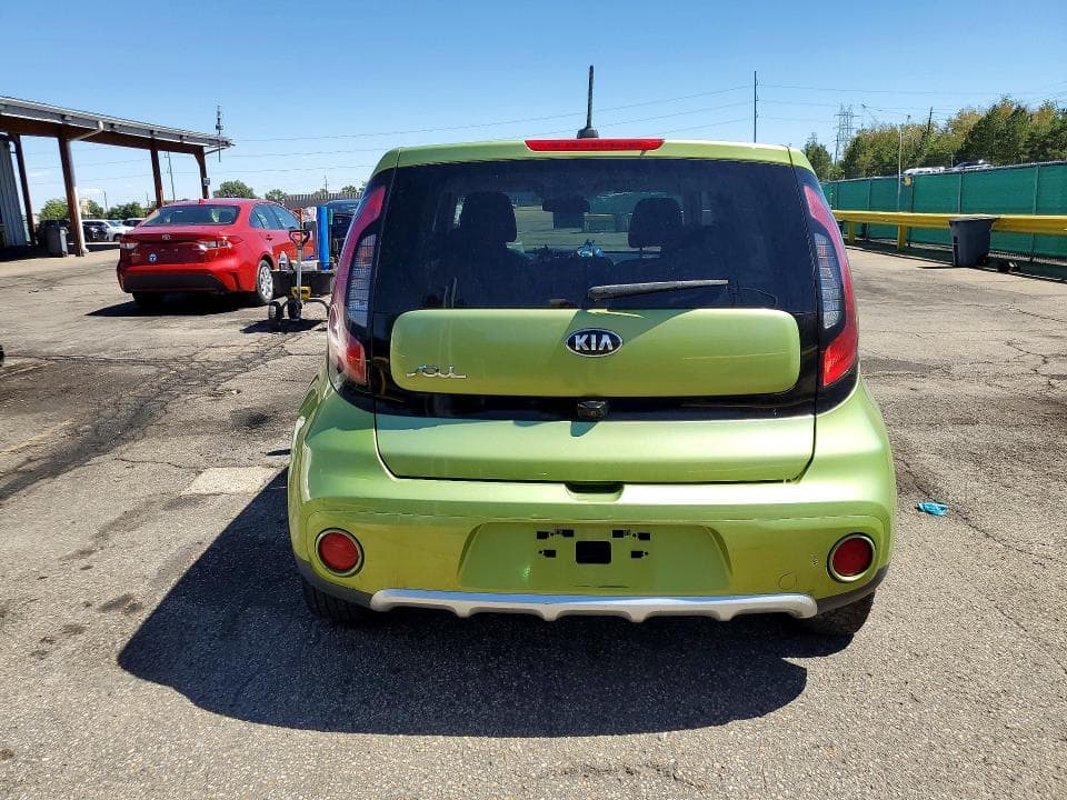 2018 KIA SOUL + 6