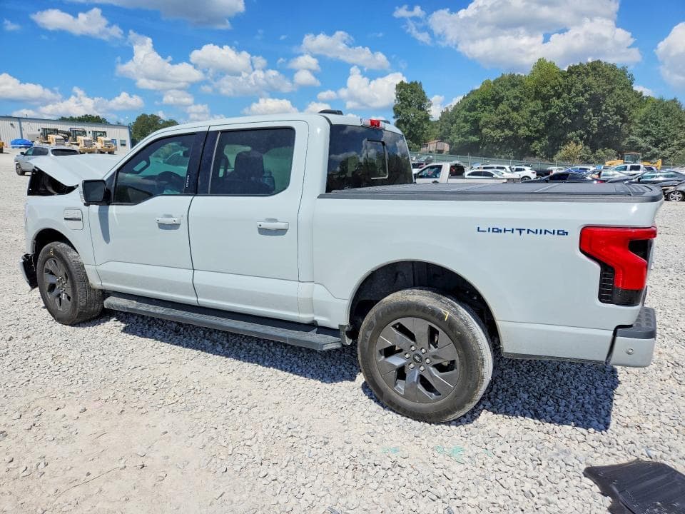 2023 FORD F150 LIGHTNING PRO 2