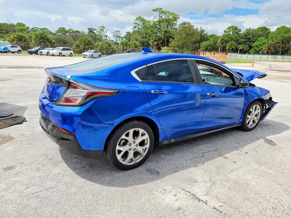 2017 CHEVROLET VOLT PREMIER 3