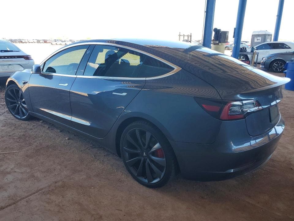 2020 TESLA MODEL 3 2