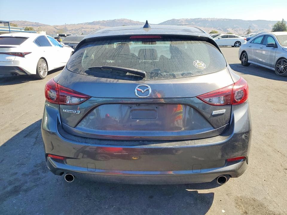 2018 MAZDA 3 TOURING 6