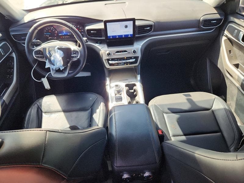 2021 FORD EXPLORER XLT 8