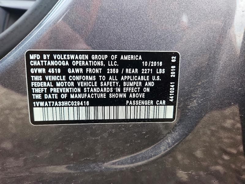 2017 VOLKSWAGEN PASSAT S 12