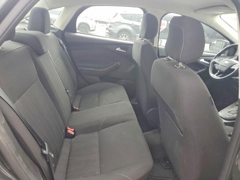 2018 FORD FOCUS SE 10