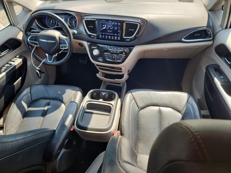 2020 CHRYSLER PACIFICA TOURING L 8