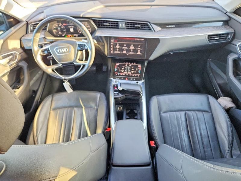 2021 AUDI E-TRON PREMIUM PLUS 8