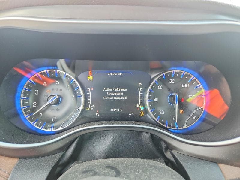 2017 CHRYSLER PACIFICA LIMITED 9