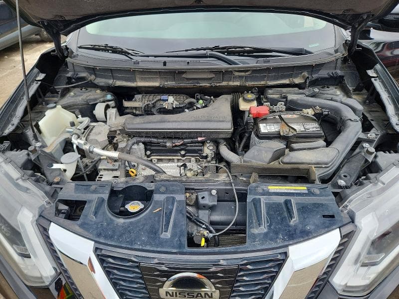 2017 NISSAN ROGUE SV 12