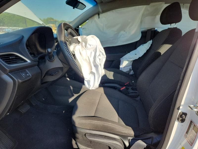 2018 HYUNDAI ACCENT SE 7