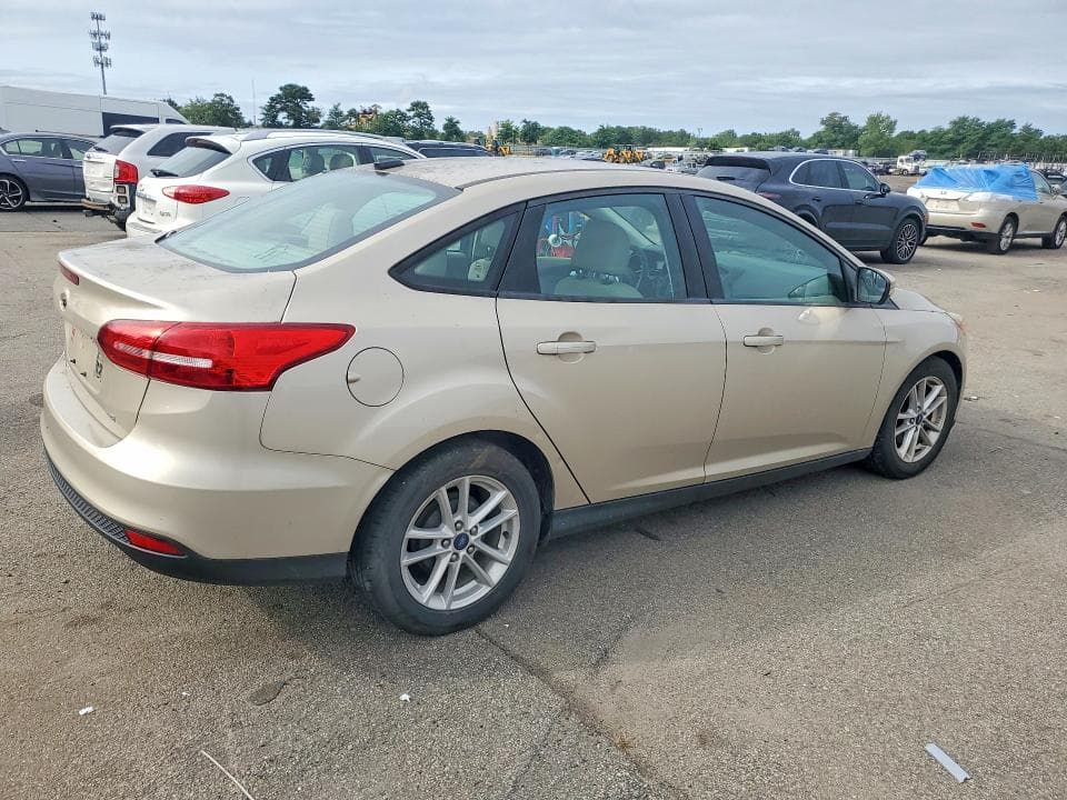 2017 FORD FOCUS SE 3