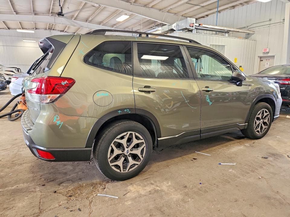2019 SUBARU FORESTER PREMIUM 3