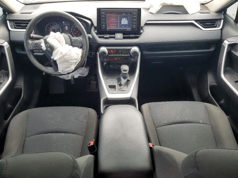 2021 TOYOTA RAV4 LE 8