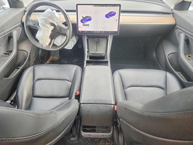 2018 TESLA MODEL 3 8