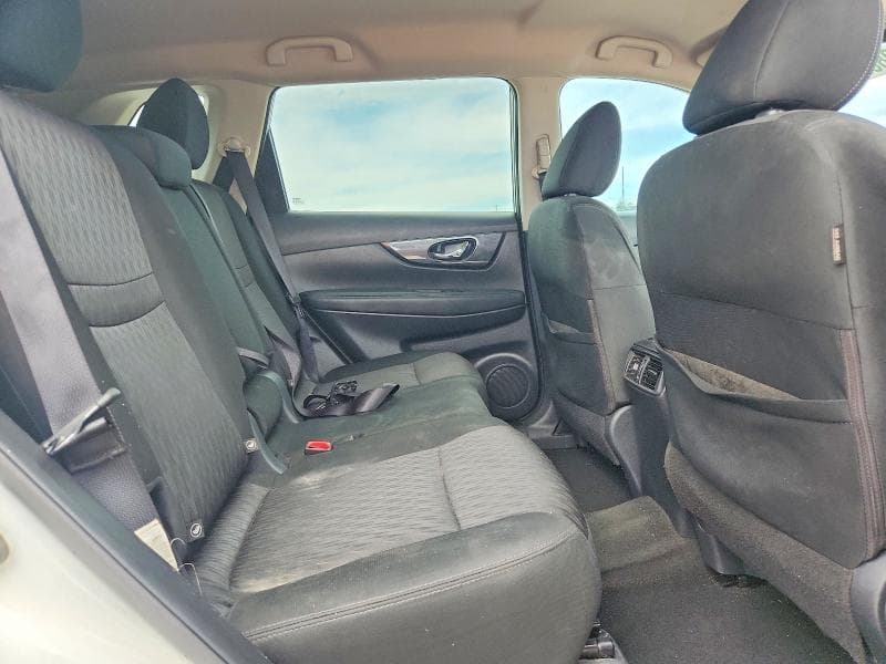 2018 NISSAN ROGUE SV 11