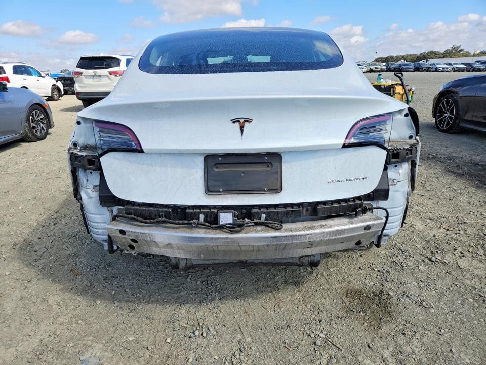 2022 TESLA MODEL 3 6