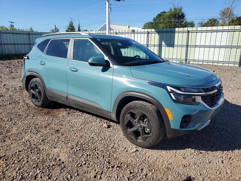 2026 KIA SELTOS EX 4