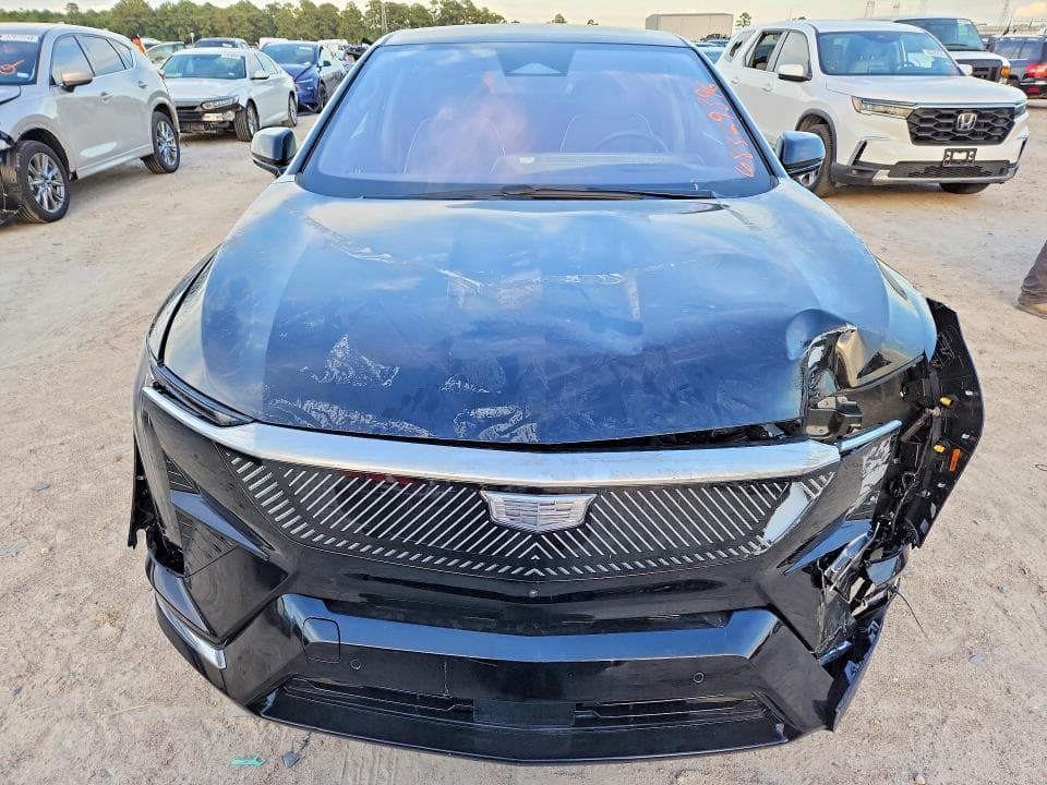 2026 CADILLAC OPTIQ LUXURY 5